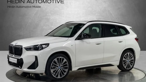 BMW iX1 xDrive30 xDrive30 Fully Charged, Panorama, Harman, Krok +++