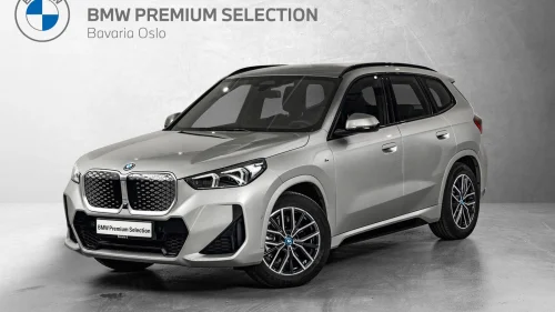 BMW iX1 xDrive30 xDrive30 Fully Charged, M Sport, H. Feste, Head-up, ACC