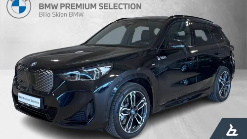 BMW iX1 xDrive30 Fully charged Msport Acc Krok Skinn