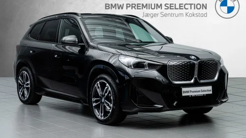 BMW iX1 xDrive30 xDrive30 M-Sport A.Cruise Pano Krok H/K HUD 19"
