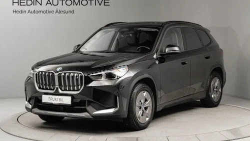 BMW iX1 xDrive30 432 km WLTP xDrive30 Charged Plus HARMAN ADAPTIV MASS