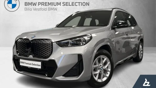 BMW iX1 xDrive30 xDrive30e Fully Charged, H/K, El sete, 360` Kamera+++