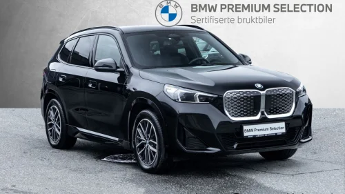 BMW iX1 xDrive30 xDrive30 Fully charged M-Sport Krok ACruise HeadUP H/K