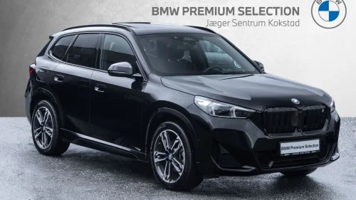 BMW iX1 xDrive30 xDrive30 Fully Charged M-Sport Krok Pano ACC H/K HUD