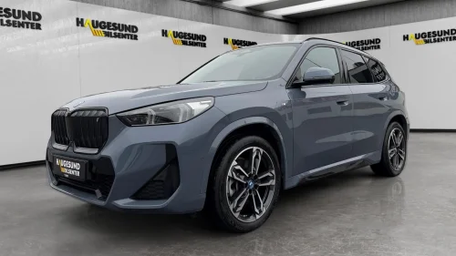 BMW iX1 xDrive30 xDrive30 Fully Charged M-Sport | Panorama | Krok