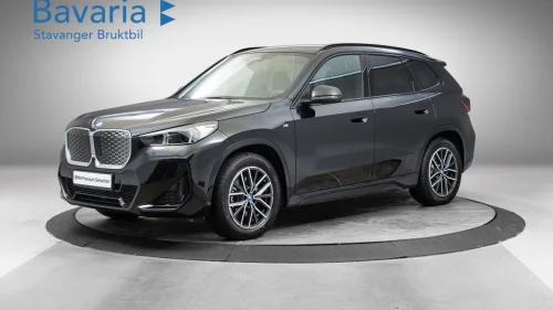 BMW iX1 xDrive30 xDrive30 Fully Charged Premium E. (K)