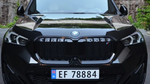 BMW iX1 xDrive30 xDrive30 Fully Charged (K)/Harman/20"/M-Sport/Skin/Mass