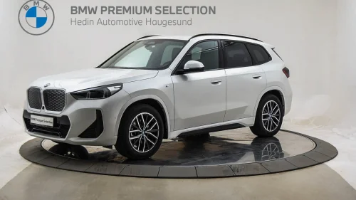 BMW iX1 xDrive30 xDrive30 Fully Charged, M-Pakke,Massasje,El-Seter,Krok+