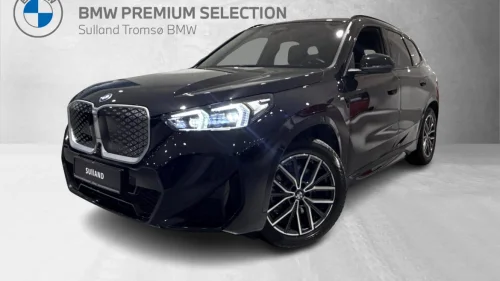 BMW iX1 xDrive30 xDrive30 DEMO Fully/Head-up/Hengerfeste/Harman++