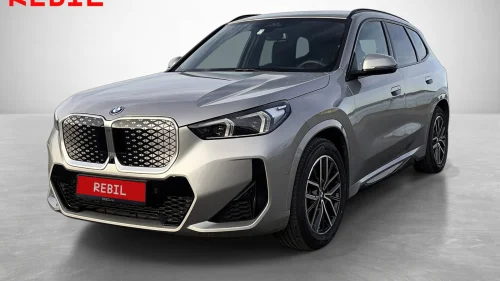 BMW iX1 xDrive30 xDrive30/FullyCharged/M-Sport/Krok/HUD/HK/360Kam