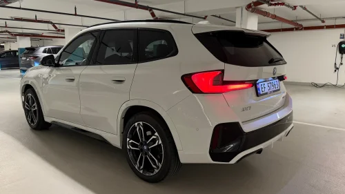 BMW iX1 xDrive30 xDrive30 Fully Charged/M-Sport/Pano/Acc/Krok