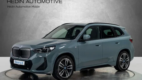 BMW iX1 xDrive30 xDrive30 Fully Charged Premium, H/K, Head Up, Krok +++