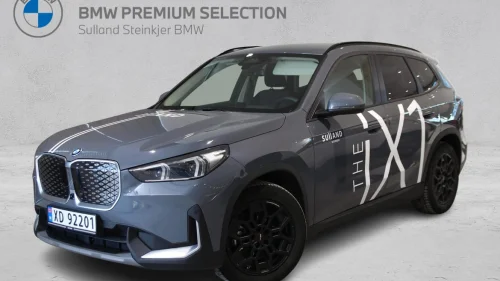 BMW iX1 eDrive20 eDrive20 | CHARGED + | HARMAN | HEADUP | HENGERFESTE