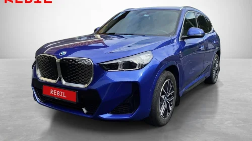 BMW iX1 eDrive20 eDrive20/FullyCharged/M-Sport/HUD/Krok/HK/ACC