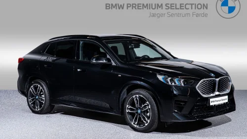 BMW iX2 xDrive30 xDrive 30 FullyCharged/M-Sport/Skinn/Pano/Krok/H&K++