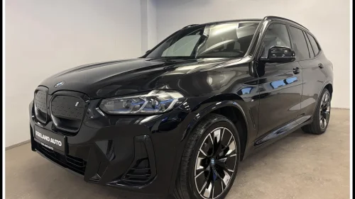 BMW iX3 M Sport Fully Charged 1eier Pano ACC HUD 360° H/K Krok+