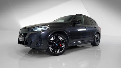BMW iX3 Fully Charged-Ny EU+service/topp utstyrt
