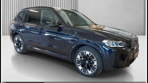 BMW iX3 Fully Charged M-Sport ACC/Krok/Laserl/Skinn/V.ratt/Keyl