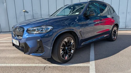 BMW iX3 Fully Charged M-Sport/Headup/Krok/Serviceacvtale