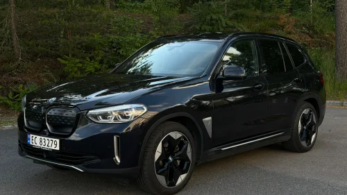 BMW iX3 Fully Charged Pano/Skinn/Krok/H&K/360/ACC +++