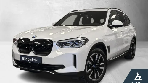 BMW iX3 Fully Charged Skinn, Pano, Harman, ACC, AdaptLED, Krok