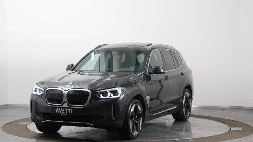 BMW iX3 Fully Charged Skinn/Pano/H-Kardon/ACC/Keyless/HeadUp+++
