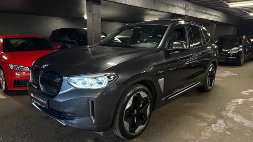 BMW iX3 FULLYCHARGED/SKINN/HARMAN/KROK/PANO/HUD/FINANS