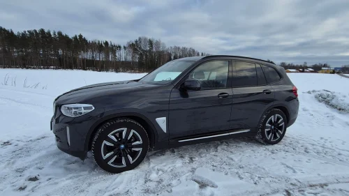 BMW iX3 Fully Charged | Panorama tak