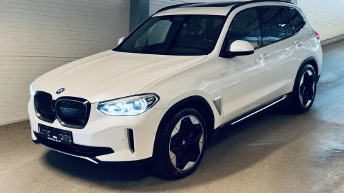 BMW iX3 Fully Charge - Hengerfeste - Panorama S. - Skinn ++++++