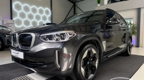 BMW iX3 Fully charged 1 eier | Pano | 360 | HUD | H/K | H.Feste