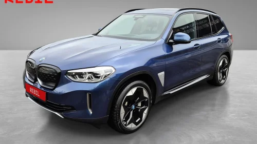 BMW iX3 450km (WLTP)/HUD/360Kamera/ACC/HK/Hengerfeste/Soltak