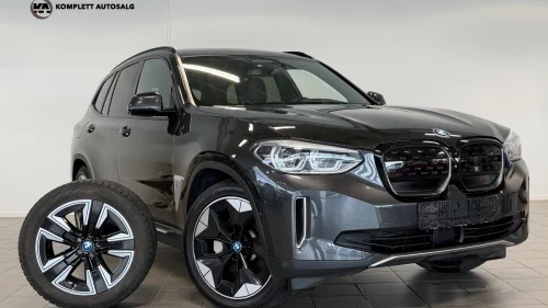 BMW iX3 Fully Charged/Shadow Line/360/Krok/HUD/Harman/Kardon