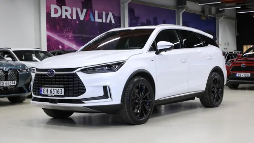 BYD Tang Executive/AWD/86.4kWh/Skinn/Ledbar/360/Krok/7-seter