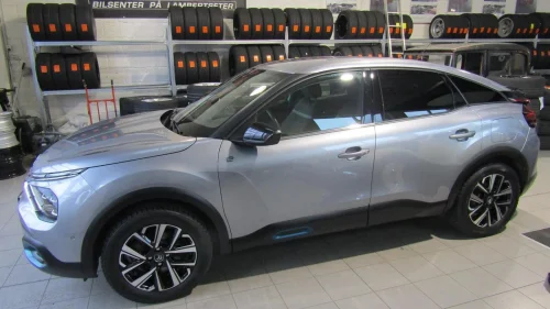 CITROEN E-C4 SHINE /Toppmodell/ Adaptiv cruise/ Rattvarme/ Navi/+++