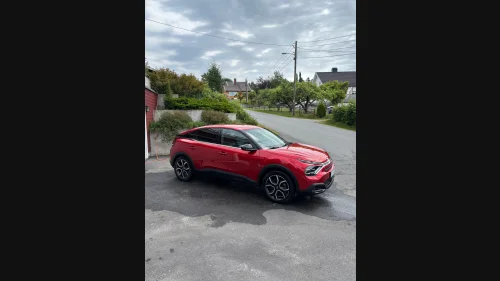 CITROEN E-C4 Shine utstyrsnivå