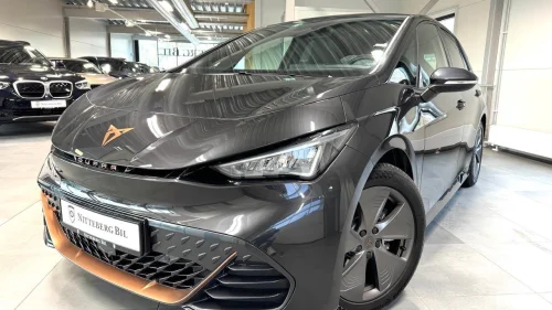 CUPRA BORN 150 KW 58/62 KWH Pilot M - Beats Audio - Panoramatak - 150 KW 58/62 KWH