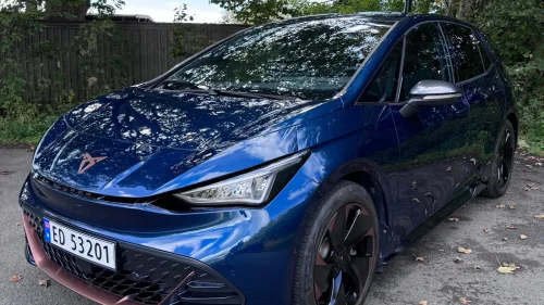 CUPRA BORN 58/Garanti/Keyless/Kamera/Carplay/2x19"