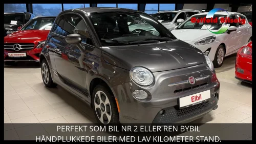 FIAT 500E e DELSKINN CRUISE BLUETOOTH NAVIGASJON NY SERVICE AUX