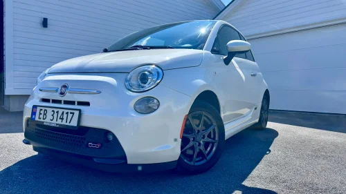 FIAT 500 ELECTRIC Elektrisk/ Navi/ Cruise/ P.Sensor/ BT/ Radio/+++
