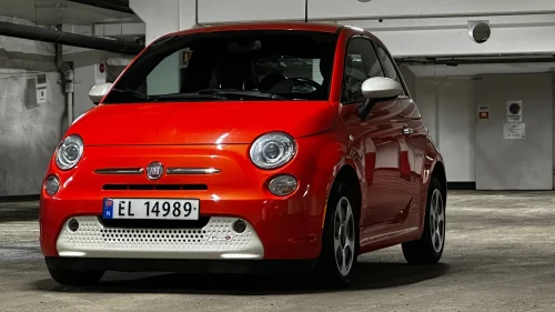 FIAT 500 Electric Automat 500e NY EU med 200 km rekkevidde