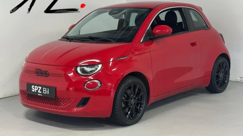 FIAT 500 RED KAMERA KEYLESS CRUISE 3X ISOFIX NAVI S+V HJUL NORSK