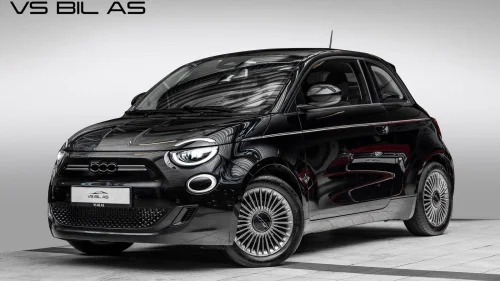 FIAT 500 e Icon 42 kWh 320km ACC/Pano/R.Kam/CarPlay/Keyless++