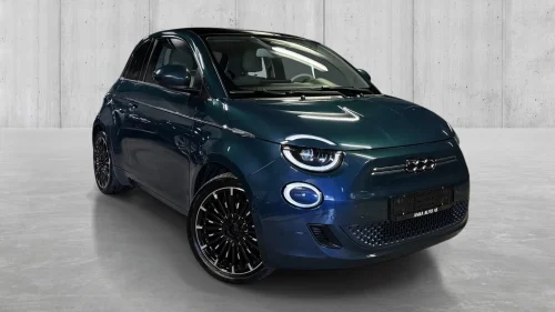 FIAT 500 304WLTP/Pano/Skinn/R.Kam/DAB/Navi/ACC/Klima/Sign Reader