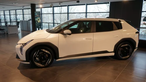 KIA EV4 Long Range Exclusive plus / Mye utstyr !