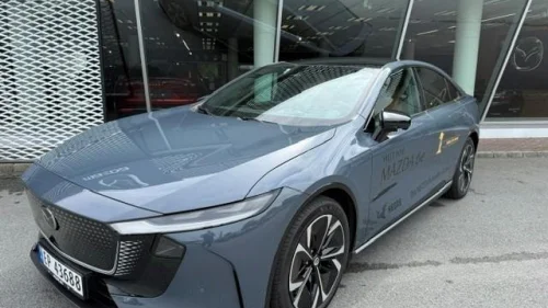 MAZDA 6e SR Takumi Plus m/hengerfeste