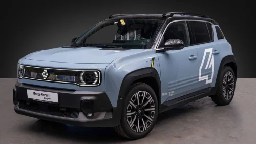 RENAULT 4 E-TECH ELECTRIC Iconic. EL Bakluke, assistpakke, Harman Kardon.