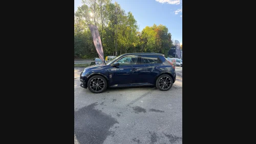 RENAULT 5 E-TECH ELECTRIC RENAULT 5 ICONIC FIVE | 0 % RENTE | HARMAN KARDON |
