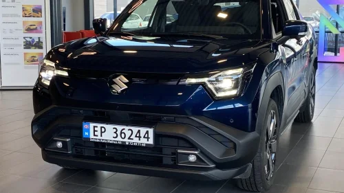 SUZUKI e VITARA Snowtrail , Glasstak , el.just førerstol.
