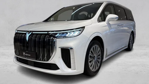 VOYAH DREAM Apple Carplay | AWD | 3 Isofix