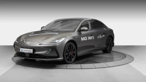 MG IM 5 100 Performance AWD